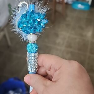 Crystal Blue Swan Decorative Pen